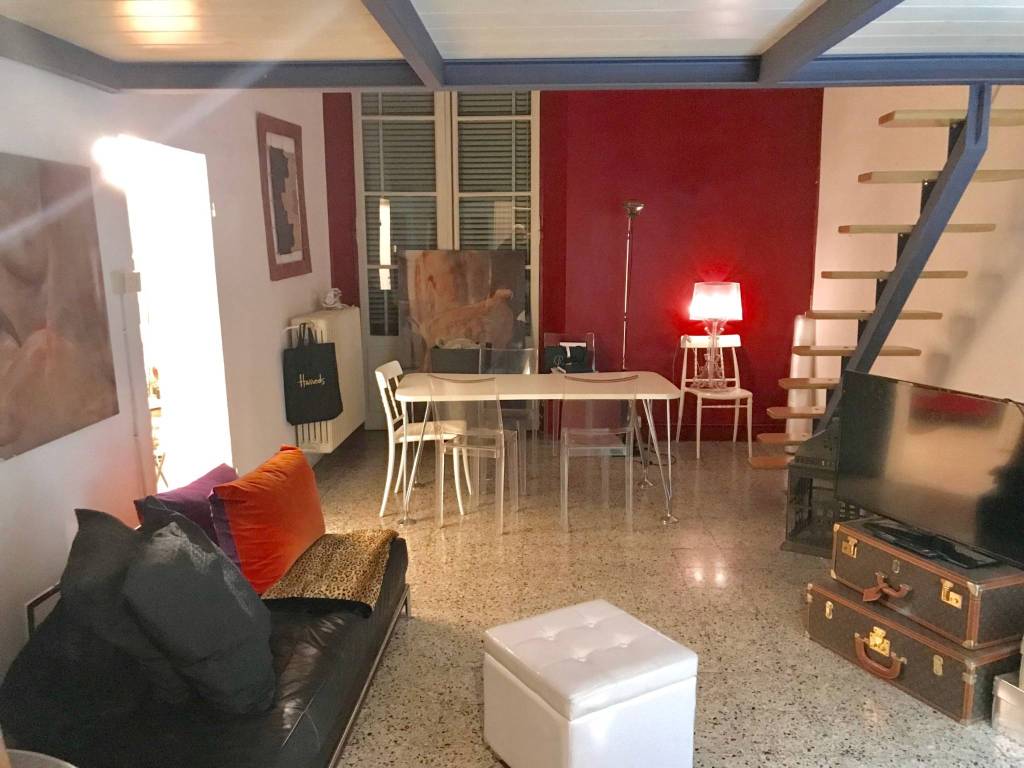 appartamento in affitto a Reggio nell'Emilia in zona Città Storica