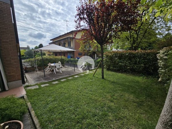 appartamento in affitto a Reggio nell'Emilia in zona Città Storica