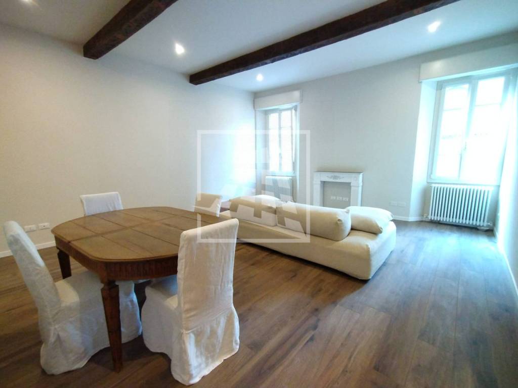 appartamento in affitto a Reggio nell'Emilia in zona Città Storica