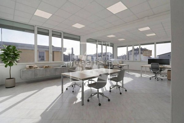 ufficio in affitto a Reggio nell'Emilia in zona Cadè / Gaida