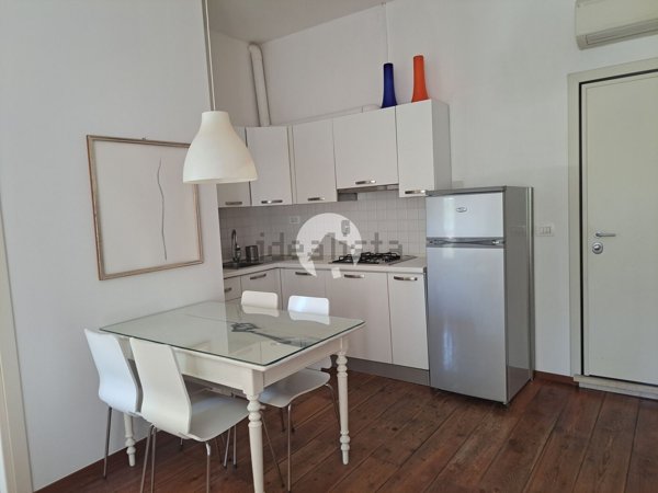 appartamento in affitto a Reggio nell'Emilia in zona Città Storica