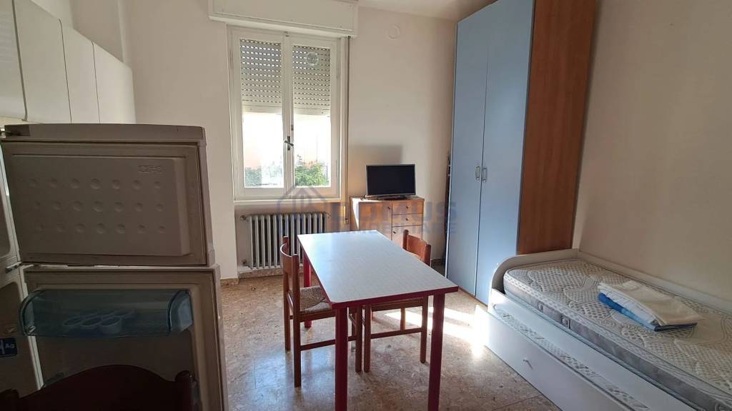 appartamento in affitto a Reggio nell'Emilia in zona Città Storica