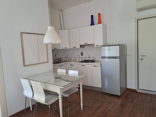 appartamento in affitto a Reggio nell'Emilia in zona Città Storica