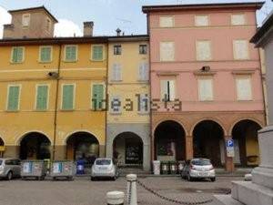 intera palazzina in affitto a Reggio nell'Emilia