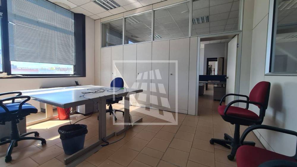 ufficio in affitto a Reggio nell'Emilia in zona Pieve Modolena