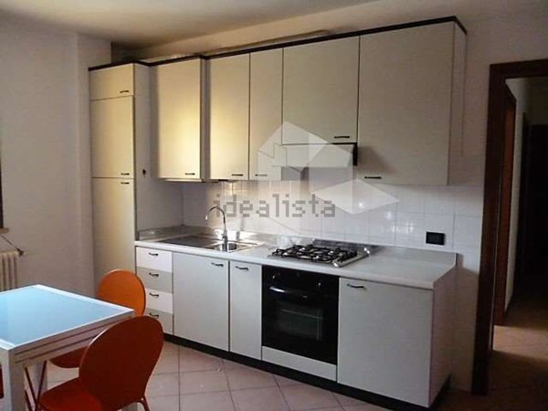 appartamento in affitto a Reggio nell'Emilia in zona Città Storica