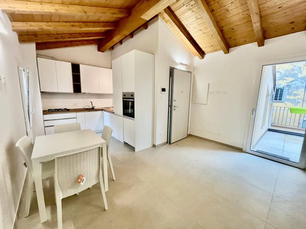 appartamento in affitto a Reggio nell'Emilia in zona Città Storica
