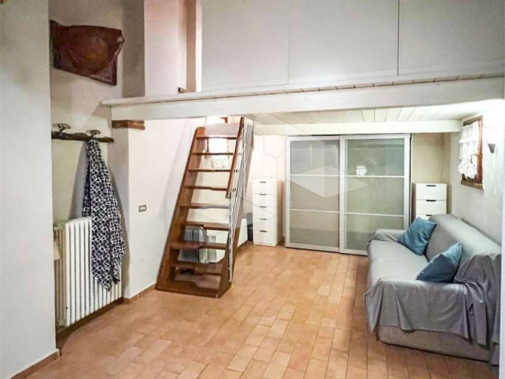 appartamento in affitto a Reggio nell'Emilia in zona Città Storica