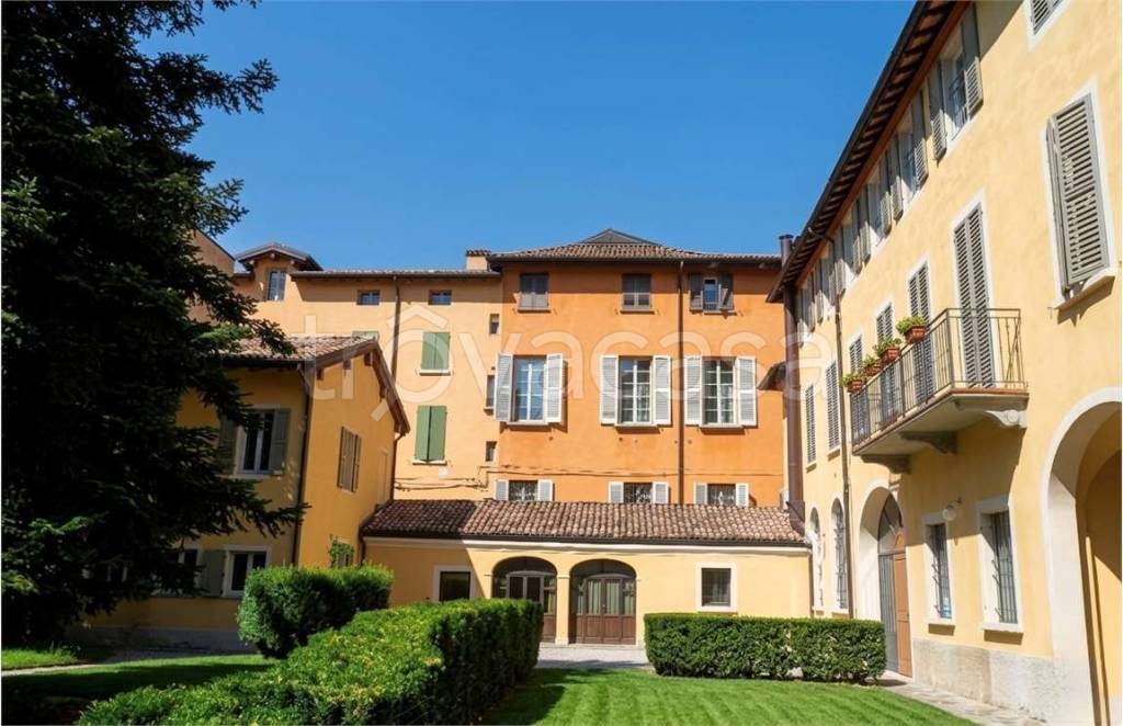 appartamento in affitto a Reggio nell'Emilia