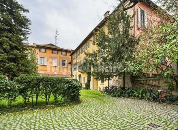 appartamento in affitto a Reggio nell'Emilia in zona Città Storica