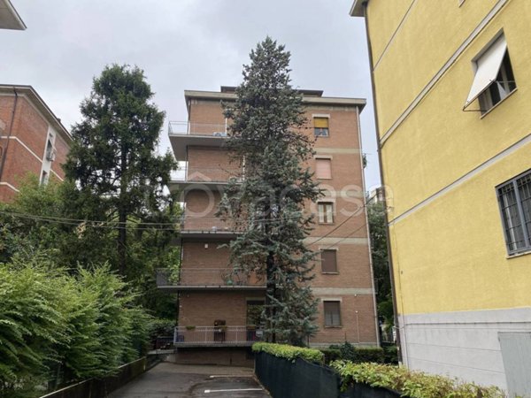 appartamento in affitto a Reggio nell'Emilia in zona Città Storica