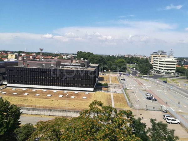 ufficio in affitto a Reggio nell'Emilia in zona San Prospero Strinati