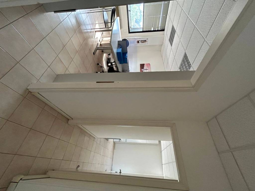 ufficio in affitto a Reggio nell'Emilia in zona Tribunale