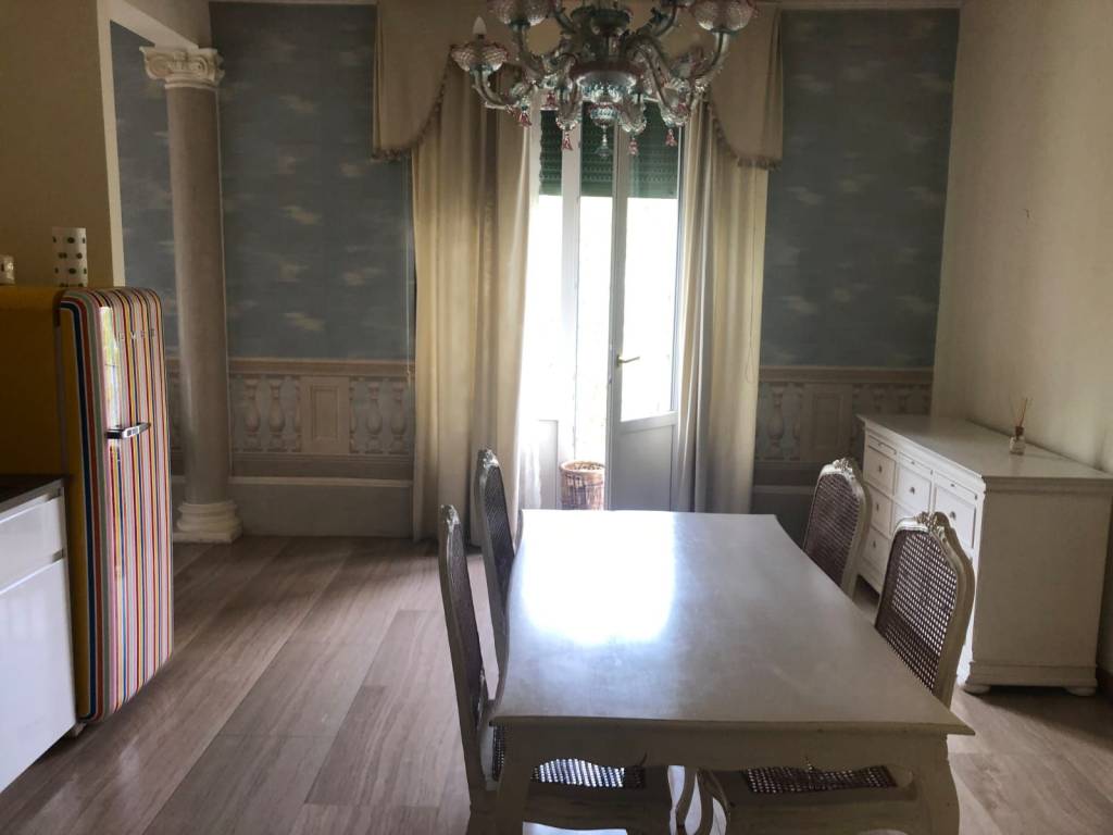 appartamento in affitto a Reggio nell'Emilia in zona Città Storica