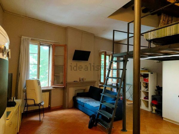 appartamento in affitto a Reggio nell'Emilia in zona Città Storica