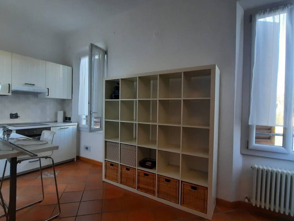 appartamento in affitto a Reggio nell'Emilia in zona Città Storica