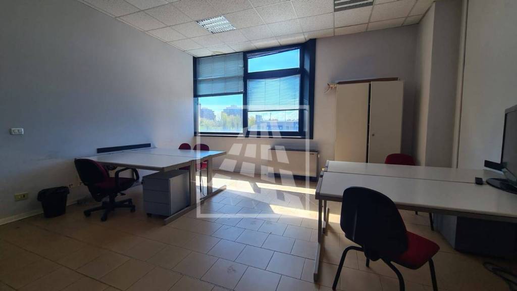 ufficio in affitto a Reggio nell'Emilia in zona Pieve Modolena