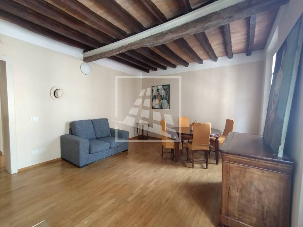 appartamento in affitto a Reggio nell'Emilia in zona Città Storica