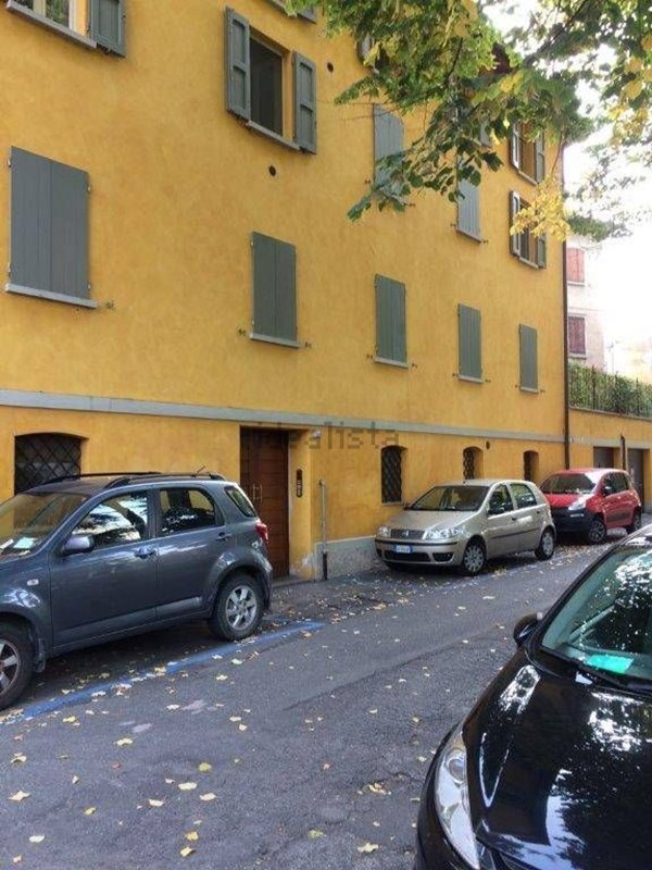 appartamento in affitto a Reggio nell'Emilia in zona Città Storica