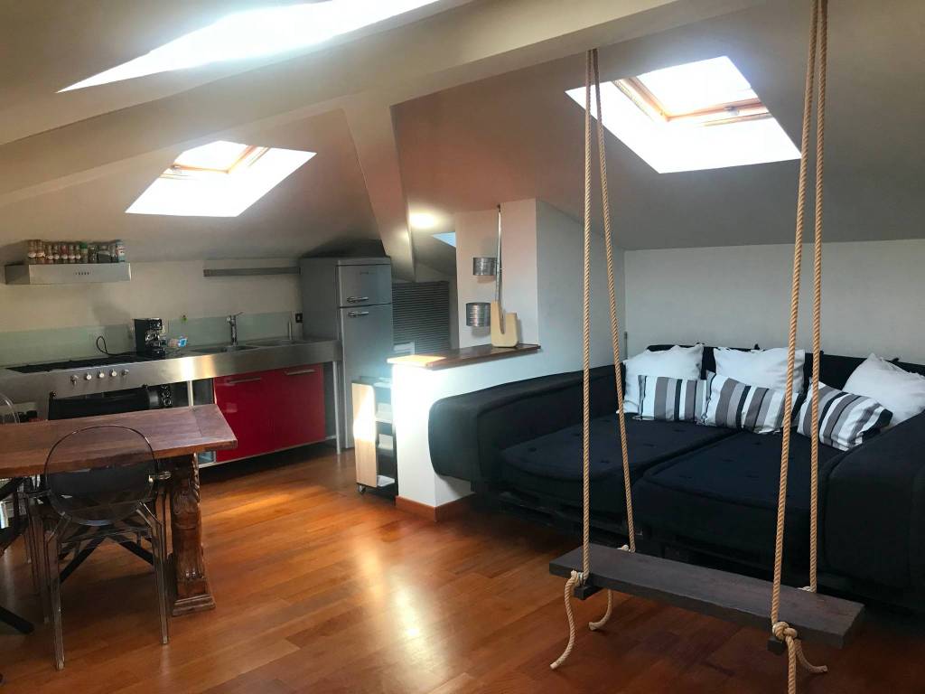appartamento in affitto a Reggio nell'Emilia in zona Città Storica