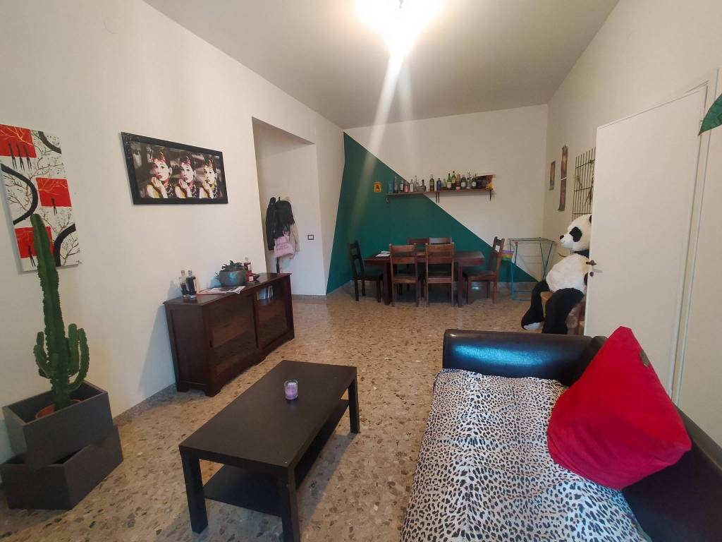 appartamento in affitto a Reggio nell'Emilia in zona Città Storica