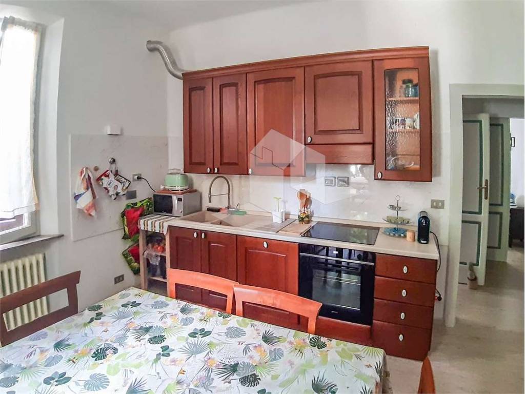 appartamento in affitto a Reggio nell'Emilia in zona Città Storica