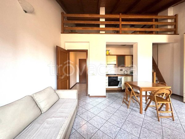 appartamento in affitto a Reggio nell'Emilia in zona Città Storica