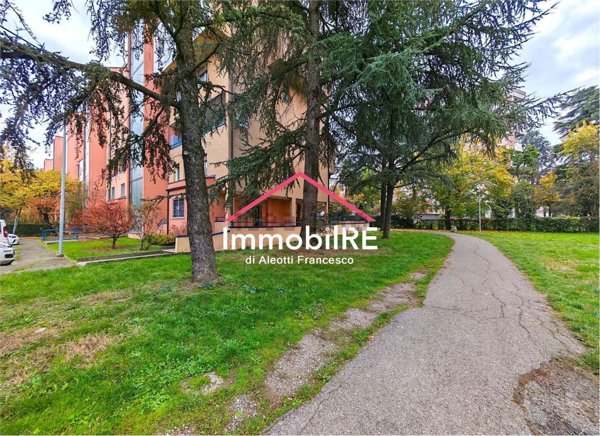 appartamento in affitto a Reggio nell'Emilia in zona Città Storica
