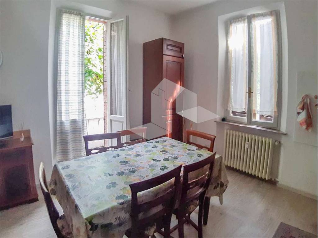 appartamento in affitto a Reggio nell'Emilia in zona Città Storica