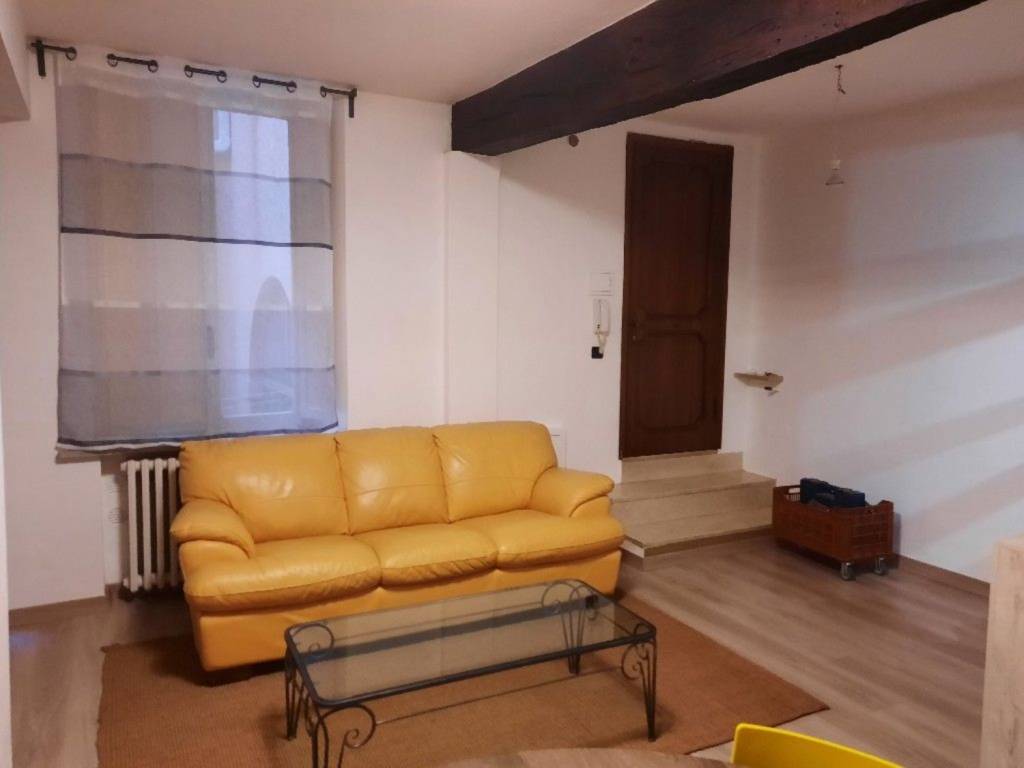 appartamento in affitto a Reggio nell'Emilia in zona Città Storica