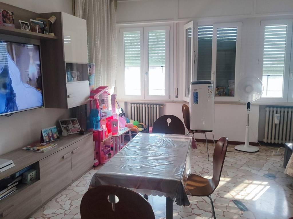 appartamento in affitto a Reggio nell'Emilia in zona Rosta Nuova