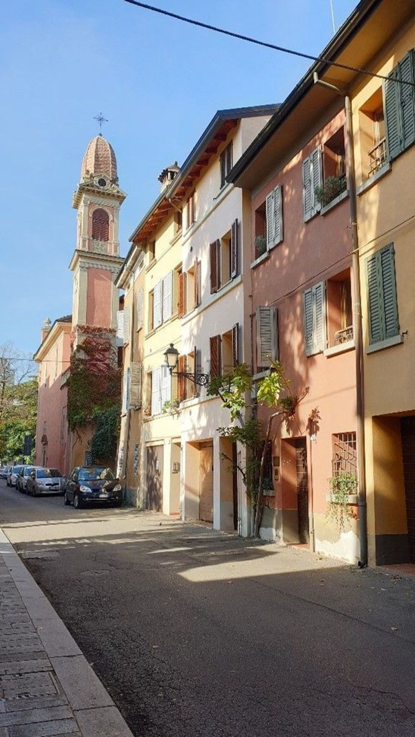 appartamento in affitto a Reggio nell'Emilia in zona Città Storica
