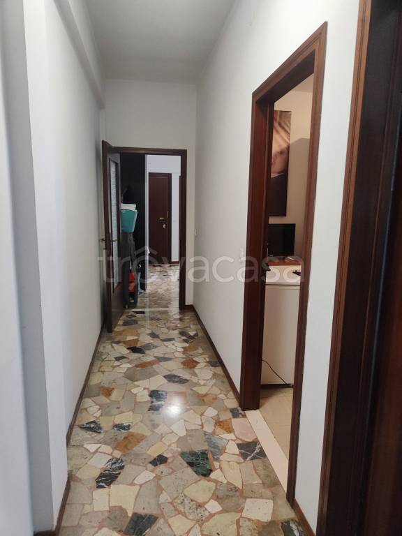 appartamento in affitto a Reggio nell'Emilia in zona Ospizio