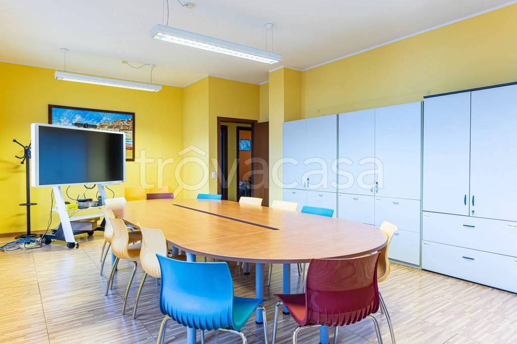 ufficio in affitto a Reggio nell'Emilia in zona Mancasale