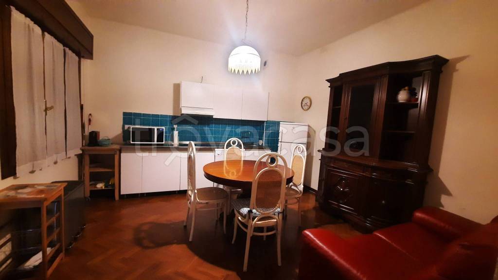 appartamento in affitto a Reggio nell'Emilia in zona Rosta Nuova