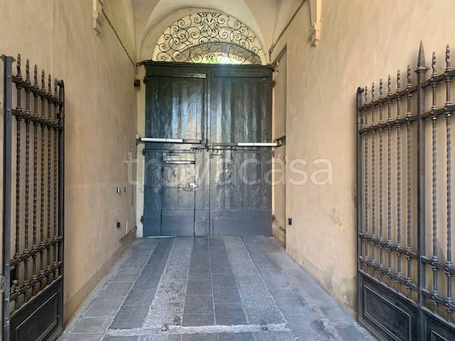 appartamento in affitto a Reggio nell'Emilia in zona Città Storica