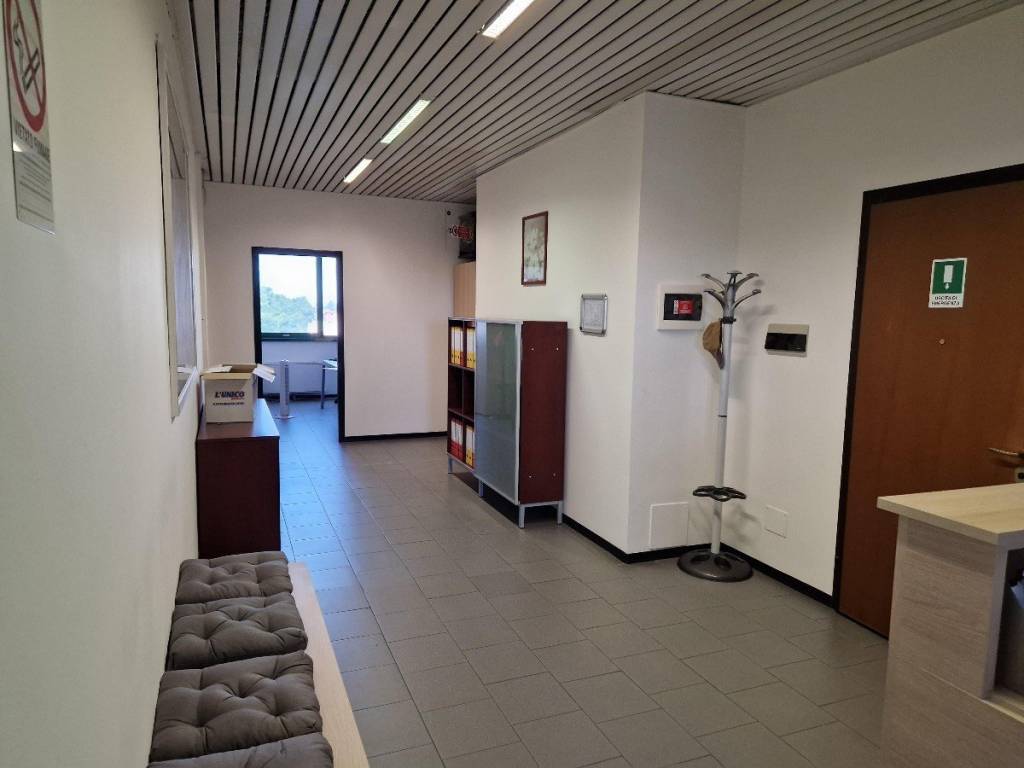 ufficio in affitto a Reggio nell'Emilia in zona Tribunale