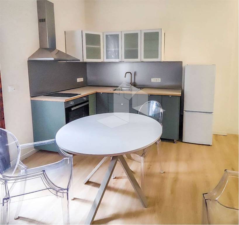 appartamento in affitto a Reggio nell'Emilia in zona Città Storica