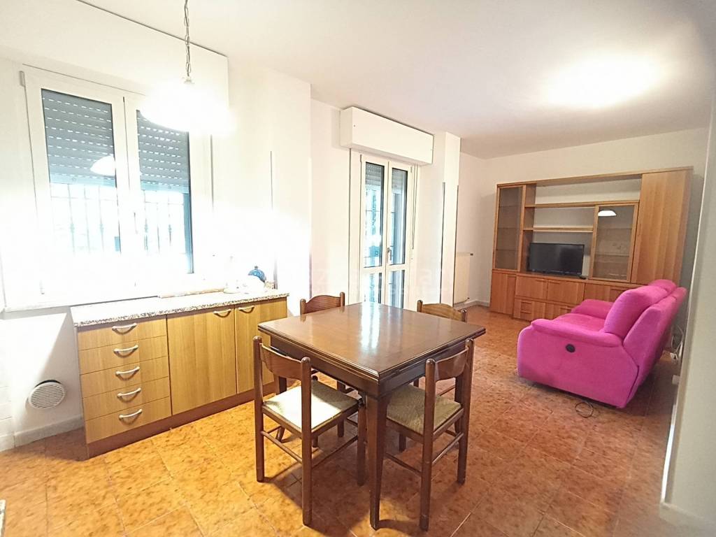 appartamento in affitto a Reggio nell'Emilia in zona Pappagnocca