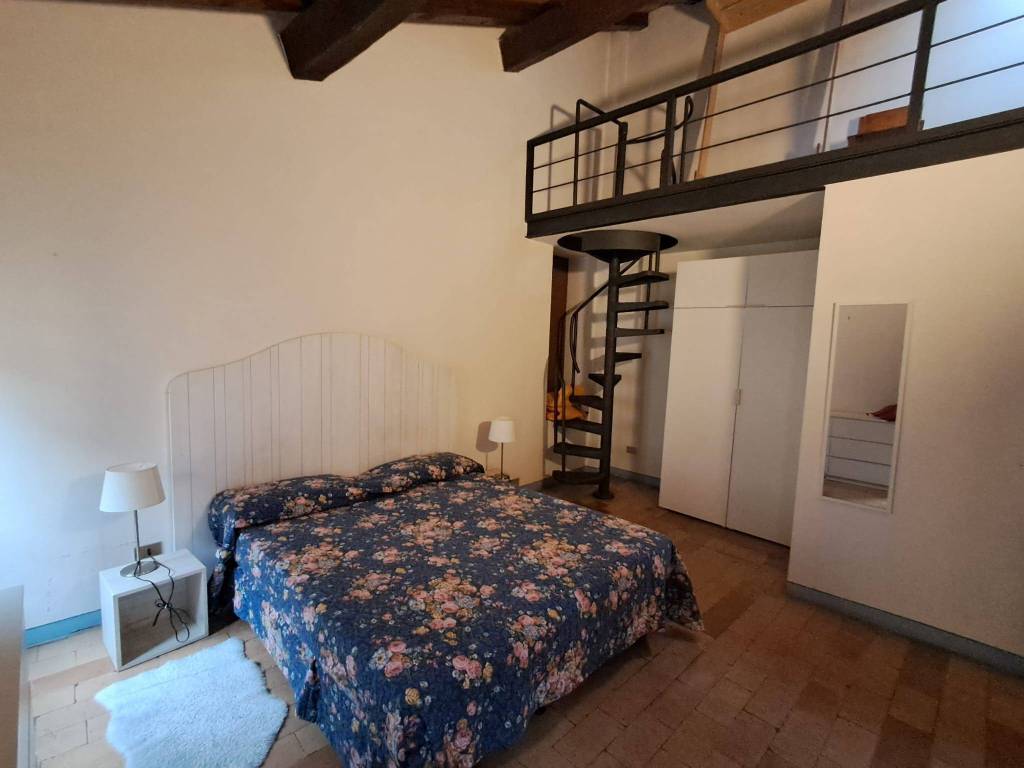appartamento in affitto a Reggio nell'Emilia in zona Città Storica