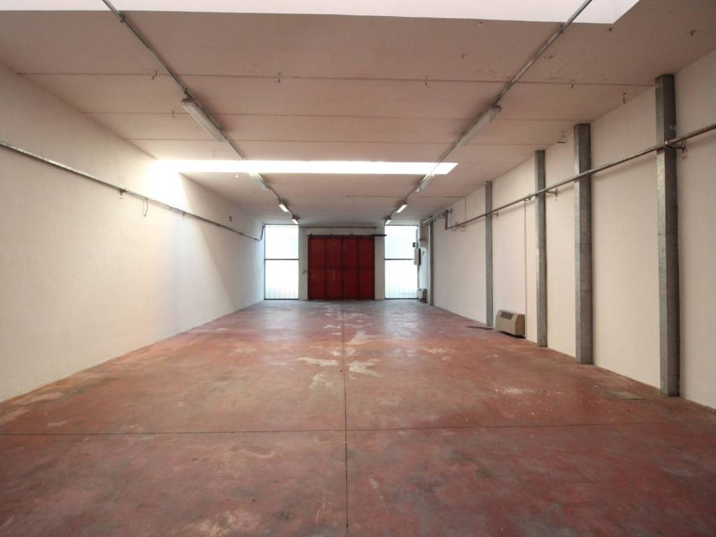 locale commerciale in affitto a Rio Saliceto