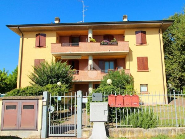appartamento in affitto a Rolo