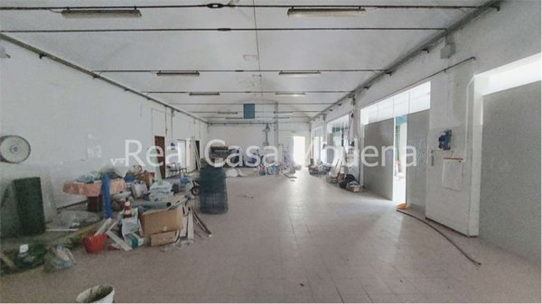 locale commerciale in affitto a Rubiera