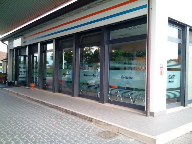 negozio in affitto a Rubiera