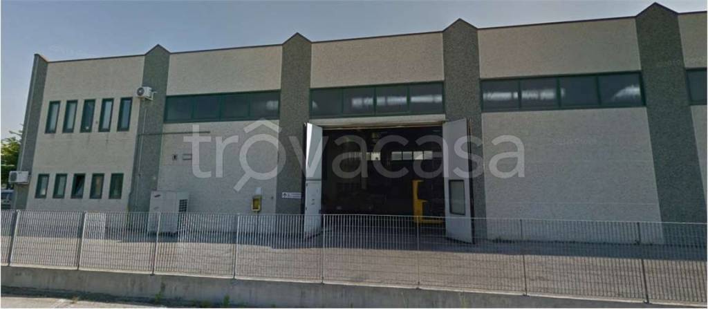 locale commerciale in affitto a Rubiera