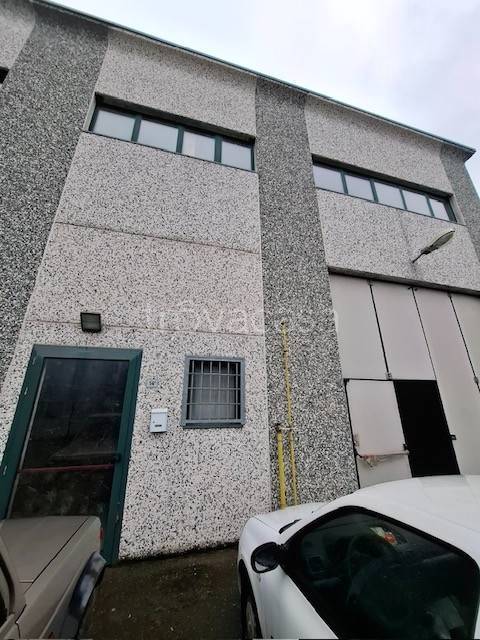 locale commerciale in affitto a Rubiera