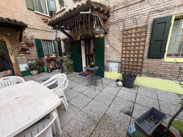 casa indipendente in affitto a Rubiera