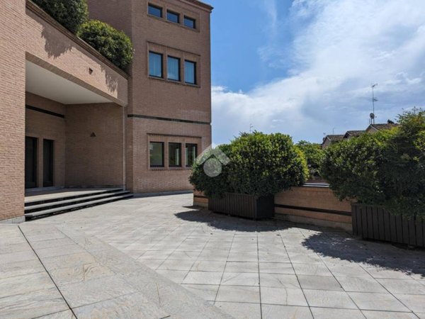 ufficio in affitto a Sant'Ilario d'Enza