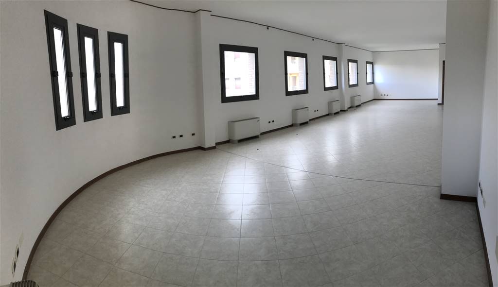 ufficio in affitto a Sant'Ilario d'Enza