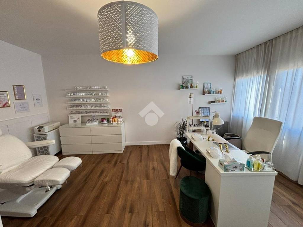 ufficio in affitto a Sant'Ilario d'Enza